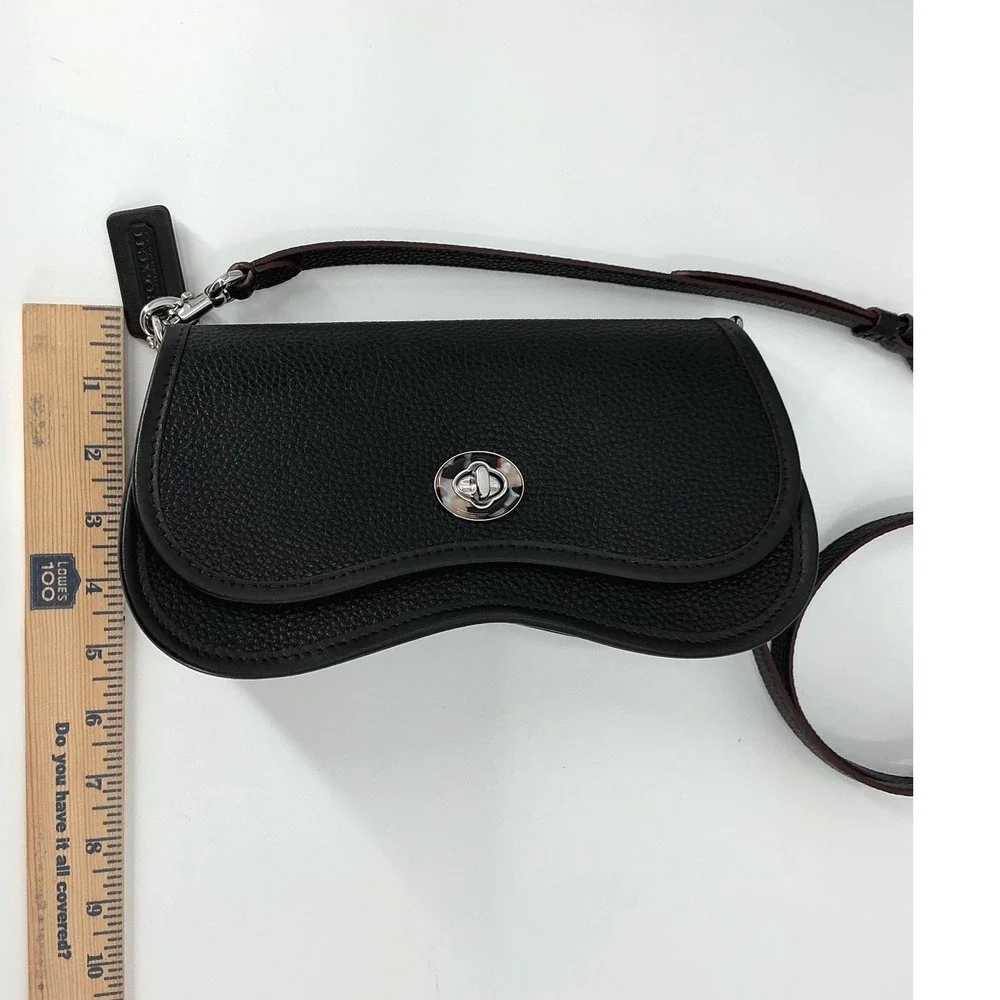 Coach versatile black